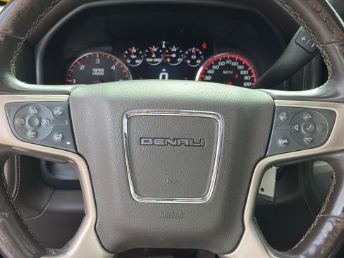 Used 2015 GMC Sierra 2500 Denali AWD/4WD image 16