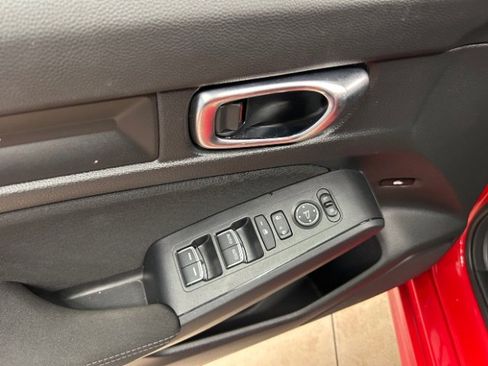 Used 2023 Honda Civic Sport image 7