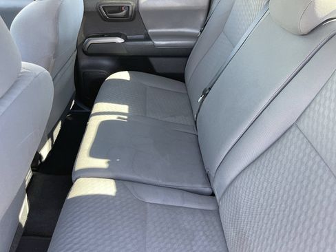 Used 2021 Toyota Tacoma SR5 RWD image 18