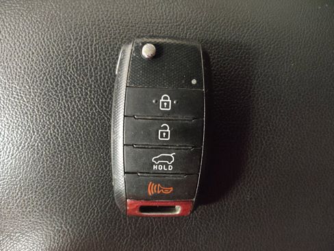 Used 2016 Kia Soul + w/ Eco Package FWD image 32