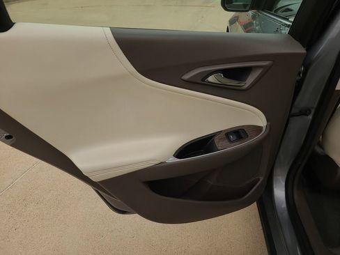 Used 2024 Chevrolet Malibu LT FWD image 12