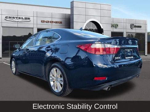 Used 2013 Lexus ES 350 w/ Premium Pkg image 6
