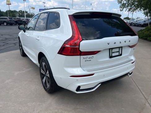 Certified 2025 Volvo XC60 T8 Plus w/ Protection Package Premier image 3