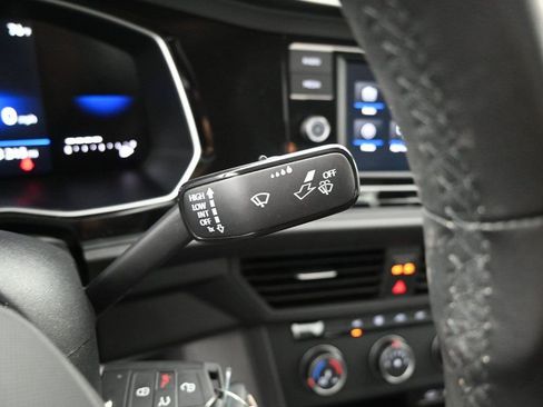 Used 2024 Volkswagen Jetta S image 18