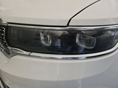 Used 2024 Jeep Grand Wagoneer Series III w/ HD Trailer Tow Package image 19