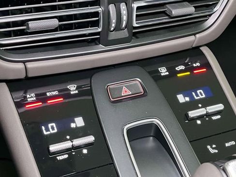 New 2026 Porsche Macan S AWD/4WD image 34