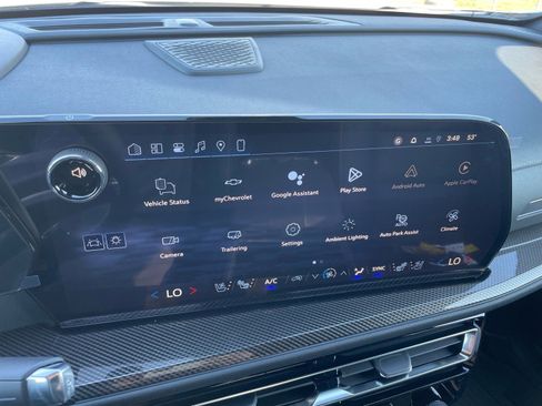 New 2026 Chevrolet Traverse High Country w/ LPO, Floor Liner Package image 10