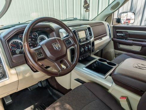 Used 2015 RAM 2500 Big Horn RWD image 23