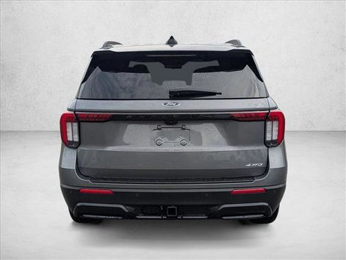 Used 2025 Ford Explorer ST-Line AWD/4WD image 7