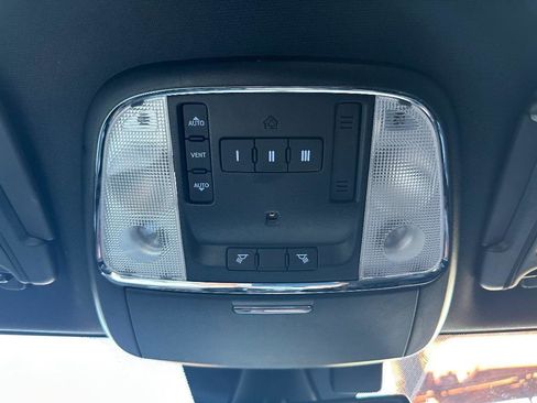 Used 2011 Dodge Charger R/T image 14