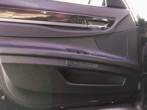 Used 2015 BMW 740Li RWD image 7