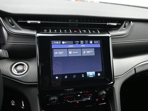Used 2023 Jeep Grand Cherokee L Laredo AWD/4WD image 15