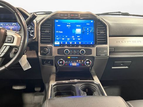 Used 2022 Ford F350 Lariat w/ Chrome Package AWD/4WD image 11