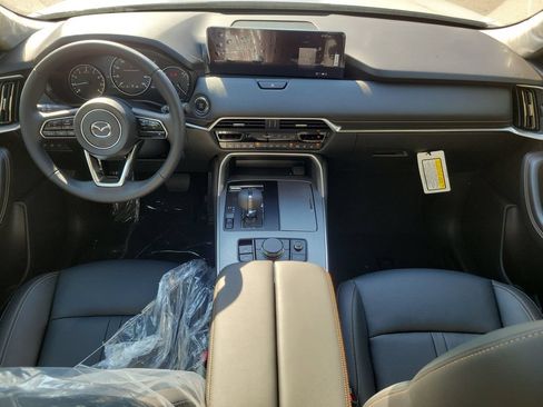 New 2026 MAZDA CX-90 3.3 Turbo w/ Preferred Package AWD/4WD image 13