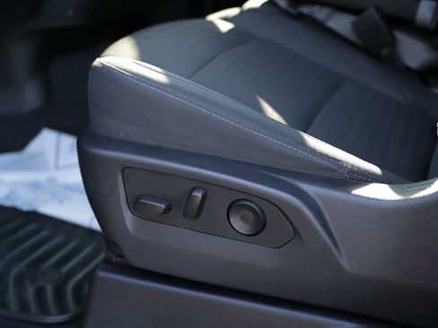 Used 2023 Chevrolet Silverado 1500 LT image 22