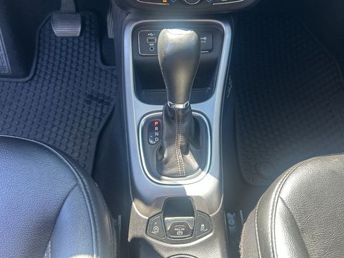 Used 2020 Jeep Compass Latitude w/ Popular Equipment Group FWD image 18