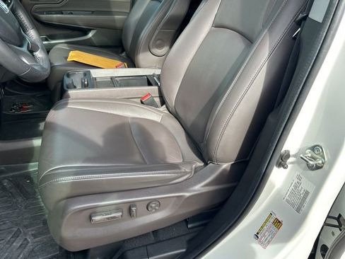 Used 2020 Honda Odyssey Touring image 16