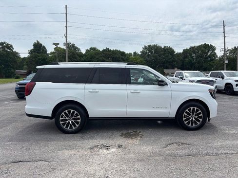 Used 2025 Ford Expedition Max Platinum AWD/4WD image 6