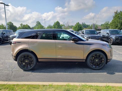 New 2026 Land Rover Range Rover Evoque S image 4