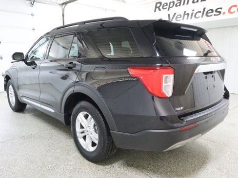 Used 2021 Ford Explorer XLT w/ Equipment Group 202A AWD/4WD image 3