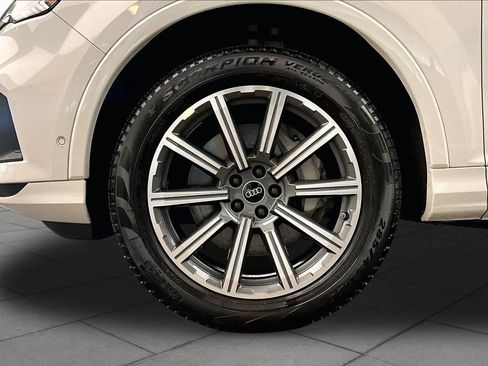 Used 2024 Audi Q7 2.0T Premium Plus AWD/4WD image 11