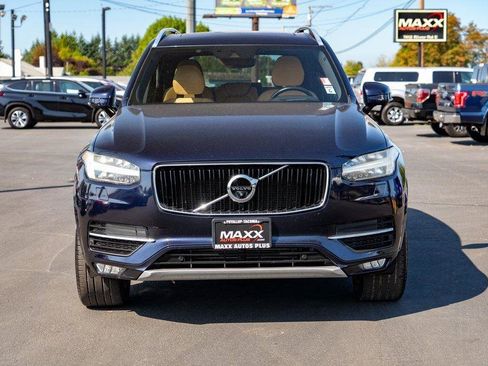 Used 2017 Volvo XC90 T6 Momentum w/ Vision Package image 3