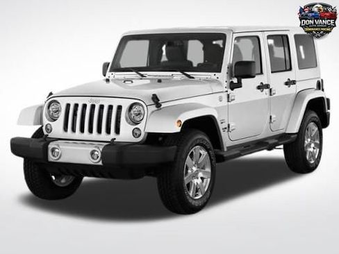 Used 2017 Jeep Wrangler Unlimited Sahara w/ Max Tow Package AWD/4WD image 1