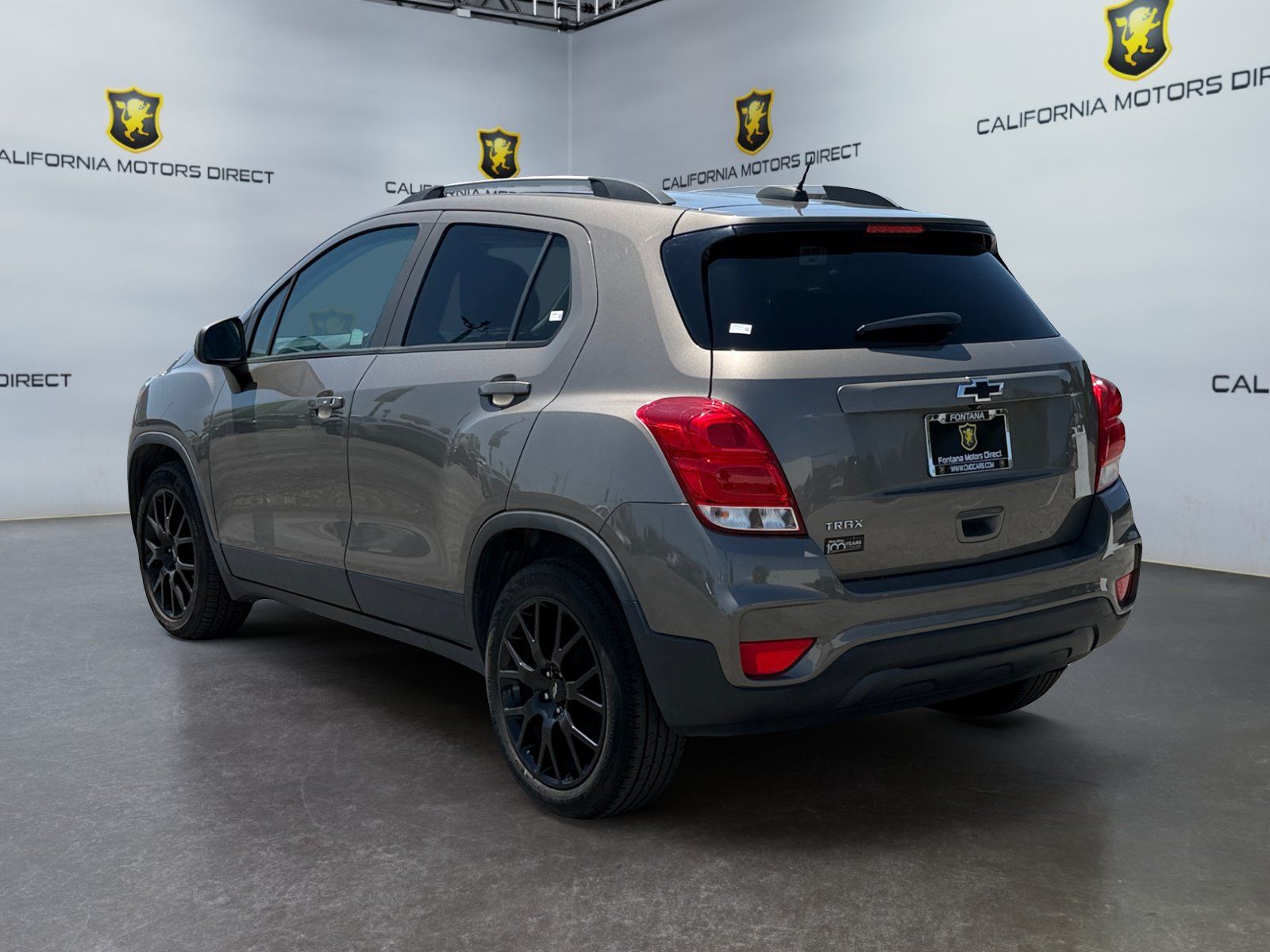 Used 2021 Chevrolet Trax LT w/ Sport Edition FWD image 3