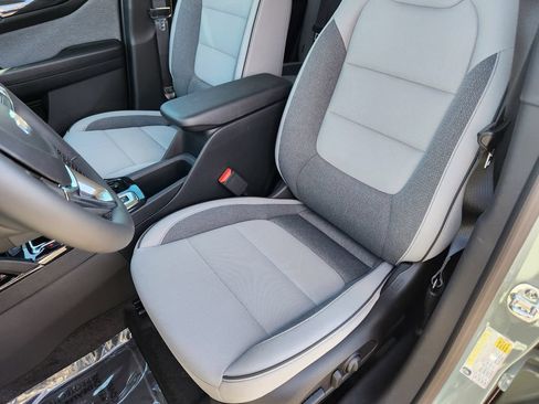 New 2026 Chevrolet TrailBlazer LT w/ Convenience Package FWD image 9