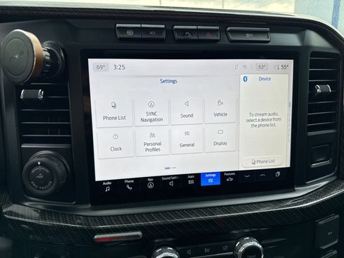 Used 2024 Ford F250 Lariat w/ Lariat Ultimate Package image 40