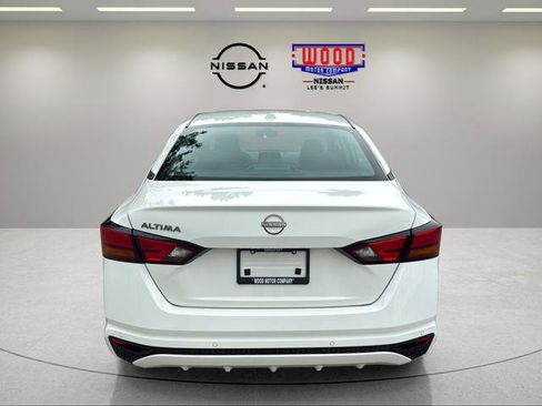 Certified 2025 Nissan Altima 2.5 S FWD image 3