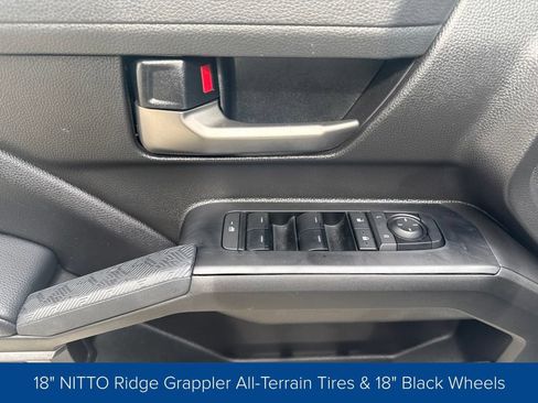 Used 2026 Toyota Tacoma TRD Sport AWD/4WD image 9
