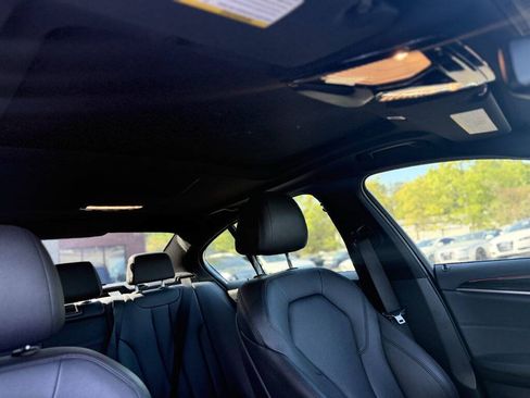 Used 2018 BMW 530e RWD image 18