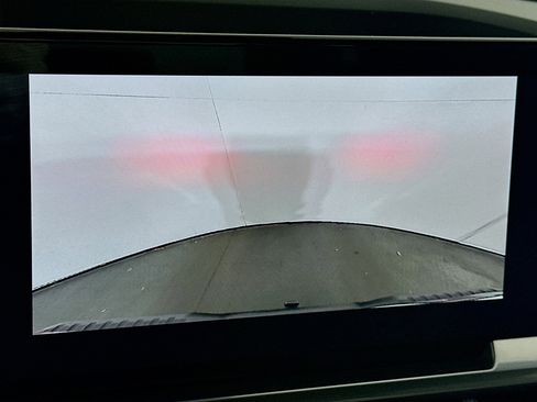 Used 2023 GMC Sierra 1500 Elevation image 23