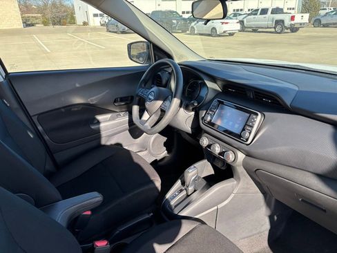 Used 2025 Nissan Kicks Play S image 13