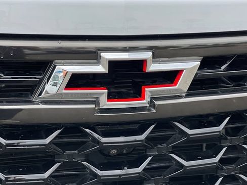 Used 2023 Chevrolet Silverado 1500 ZR2 w/ Technology Package AWD/4WD image 39