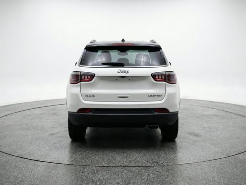 Used 2025 Jeep Compass Limited AWD/4WD image 7
