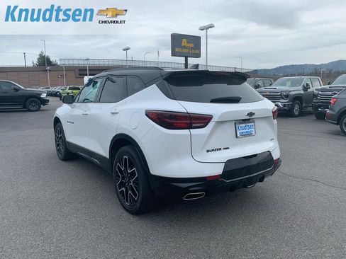 Used 2023 Chevrolet Blazer RS w/ Driver Confidence II Package image 5