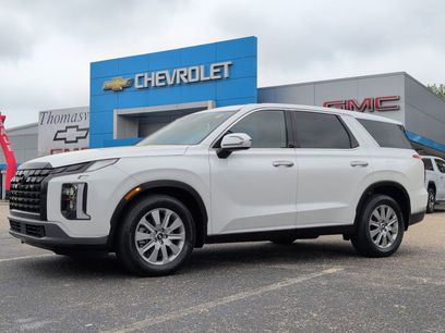 Used 2023 Hyundai Palisade SE w/ Cargo Package