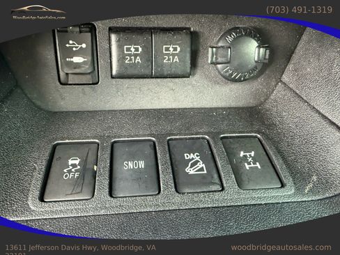 Used 2017 Toyota Highlander Limited image 26