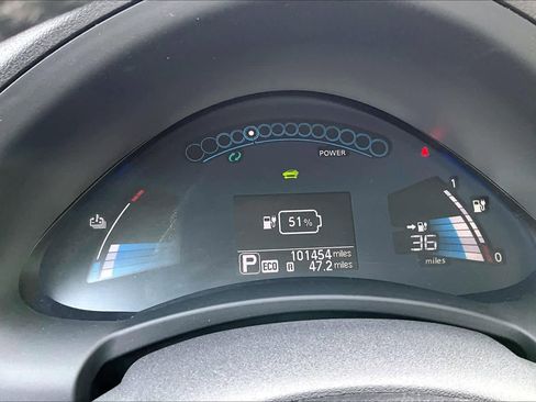 Used 2015 Nissan Leaf S w/ Charge Package image 25