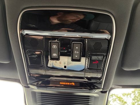 Certified 2025 Land Rover Range Rover Sport Dynamic SE AWD/4WD image 21