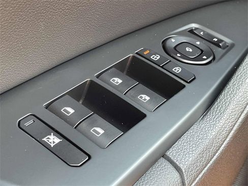 New 2026 Kia Sportage SX image 7