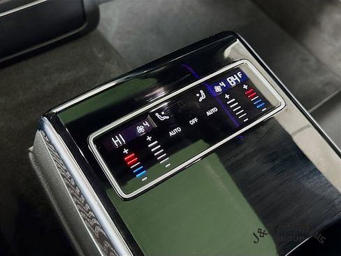 Used 2022 Audi A8 L 3.0T image 31