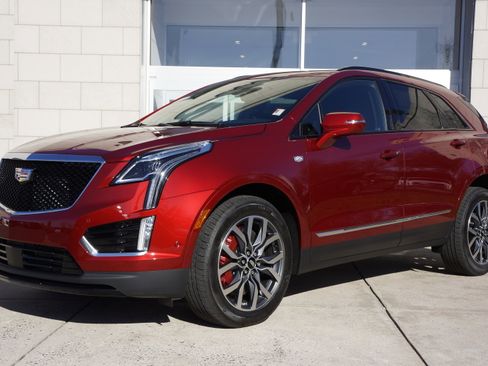 New 2025 Cadillac XT5 Sportv w/ Technology Package image 12