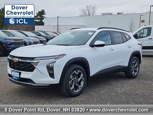 New 2026 Chevrolet Trax LT w/ Driver Confidence Package image 1