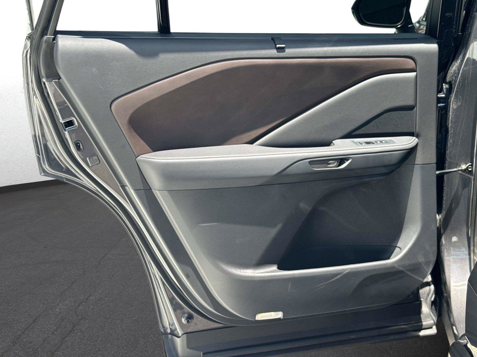 Certified 2025 Lexus TX 350 AWD w/ Technology Package image 13