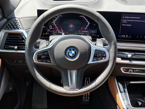 New 2026 BMW X5 xDrive50e w/ M Sport Package AWD/4WD image 18