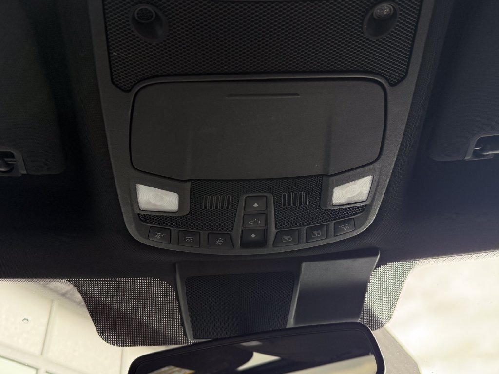 Used 2019 Ford F150 Lariat w/ Equipment Group 502A Luxury AWD/4WD image 31