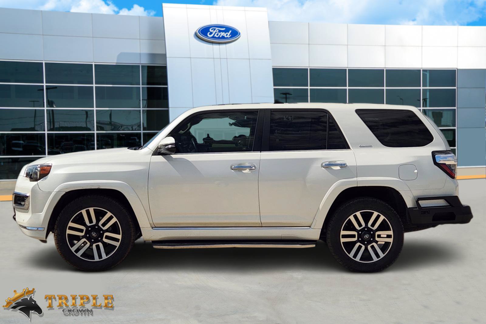 Used 2020 Toyota 4Runner Limited RWD image 3